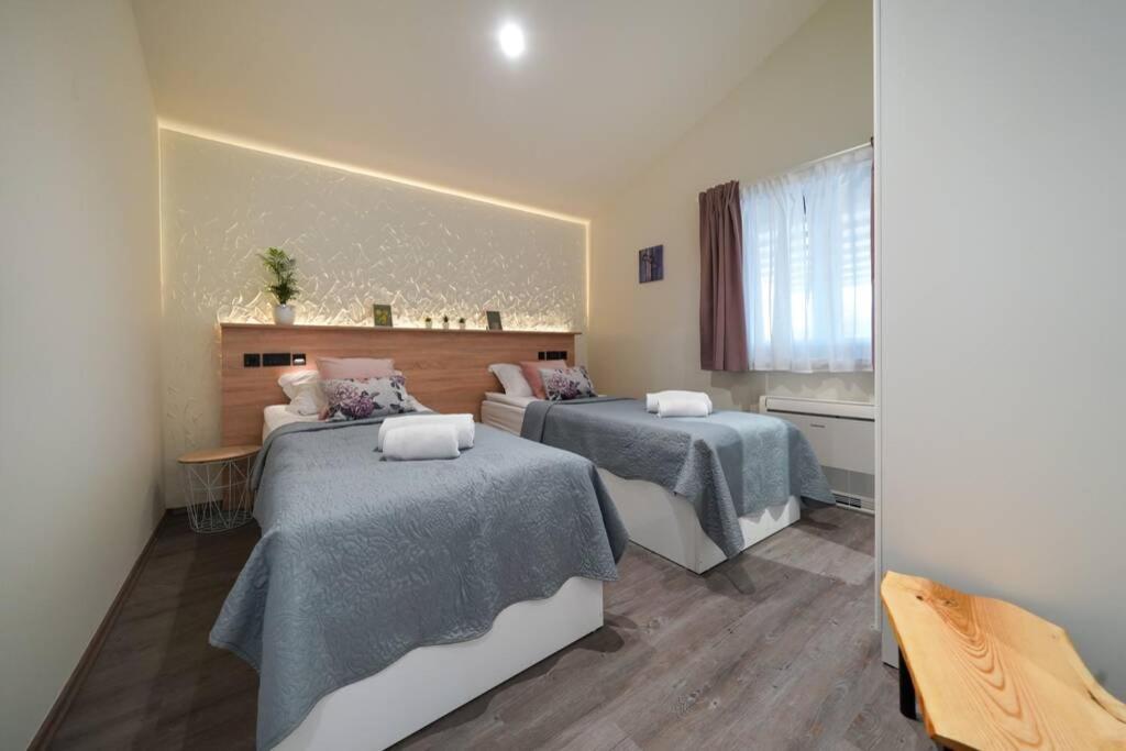 Apartment Vala, 4*, Sea View & Private Heated Pool Pridraga Zewnętrze zdjęcie