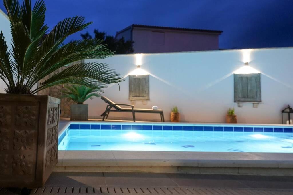 Apartment Vala, 4*, Sea View & Private Heated Pool Pridraga Zewnętrze zdjęcie