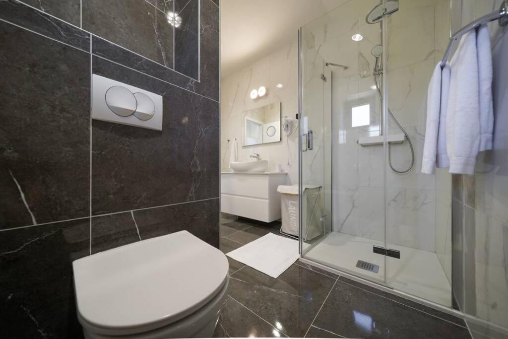 Apartment Vala, 4*, Sea View & Private Heated Pool Pridraga Zewnętrze zdjęcie