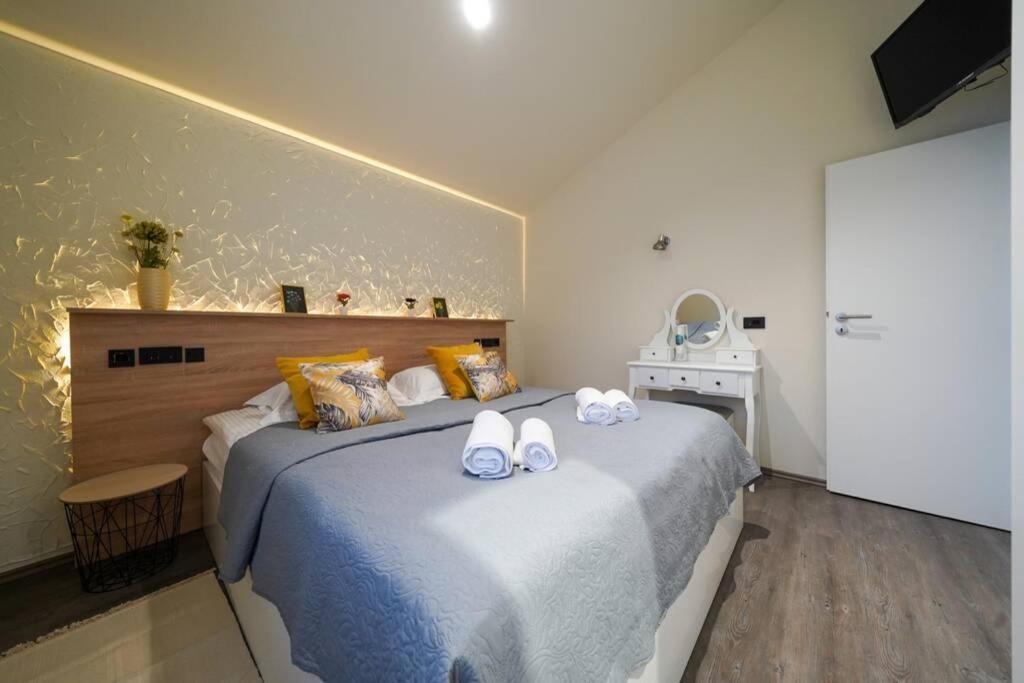 Apartment Vala, 4*, Sea View & Private Heated Pool Pridraga Zewnętrze zdjęcie